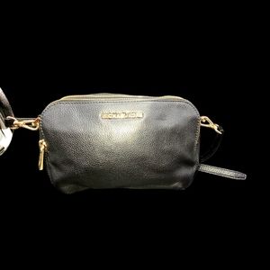 Michael Kors black leather purse